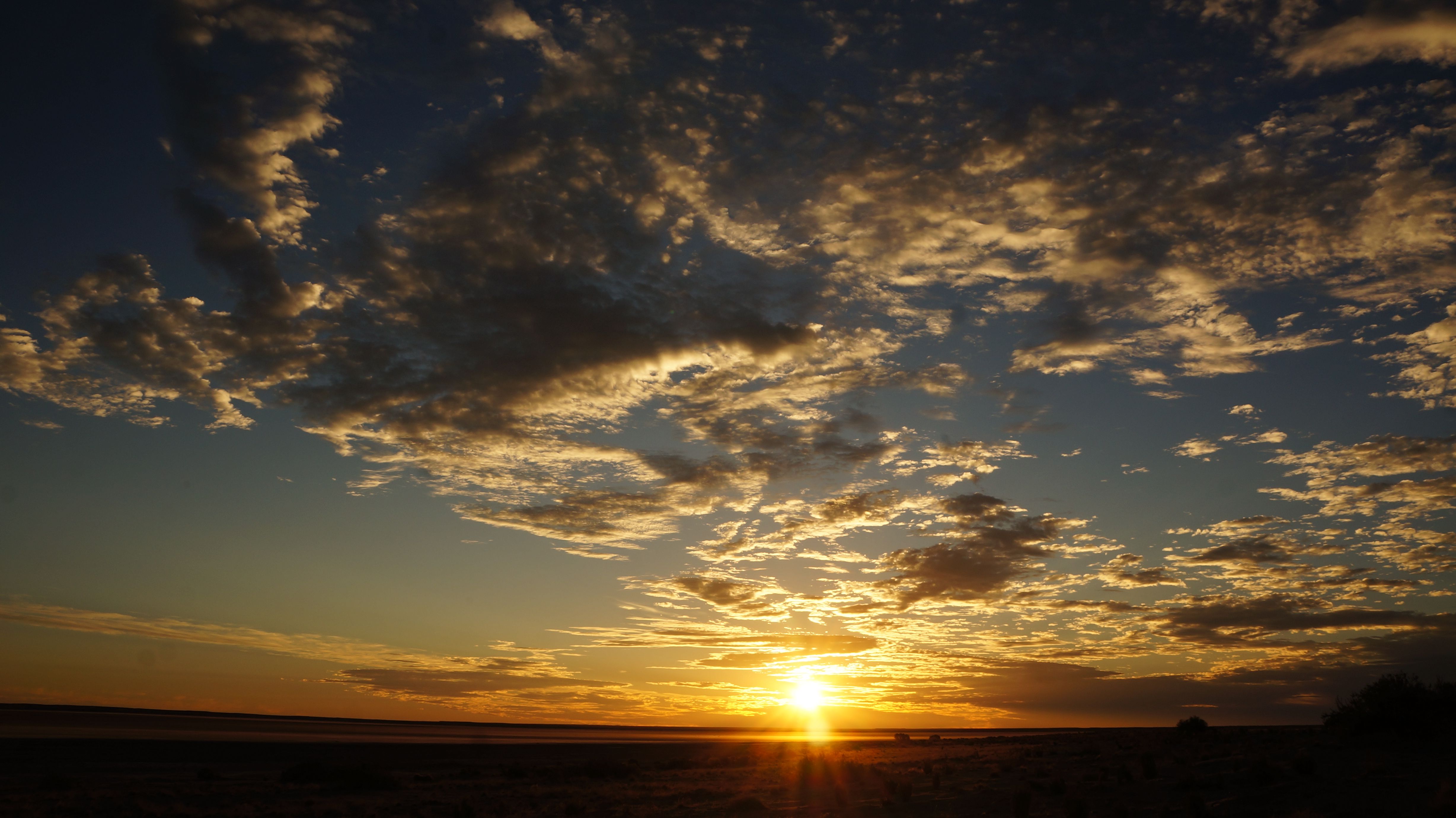 kati thandi-lake-eyre-sunset-3%20copy